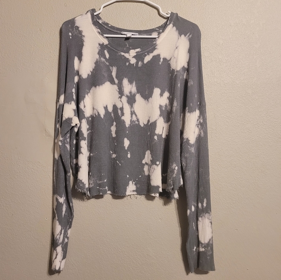 Hashttag in Trend Tops - Hashttag in Trend Bleach Wash Long Sleeve Top